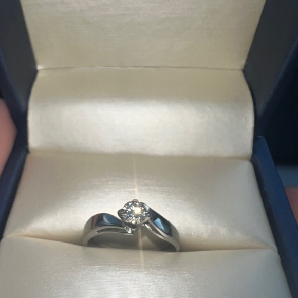 Micheal hill 14kt white gold automatic made - Picture 2 of 3